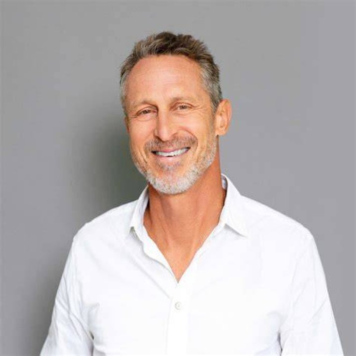 Mark Hyman's Marriages Explore The Personal Life Of The Health Pioneer