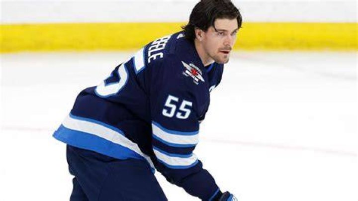Mark Scheifele Net Worth, Career, Endorsements, Girlfriend, Family, and