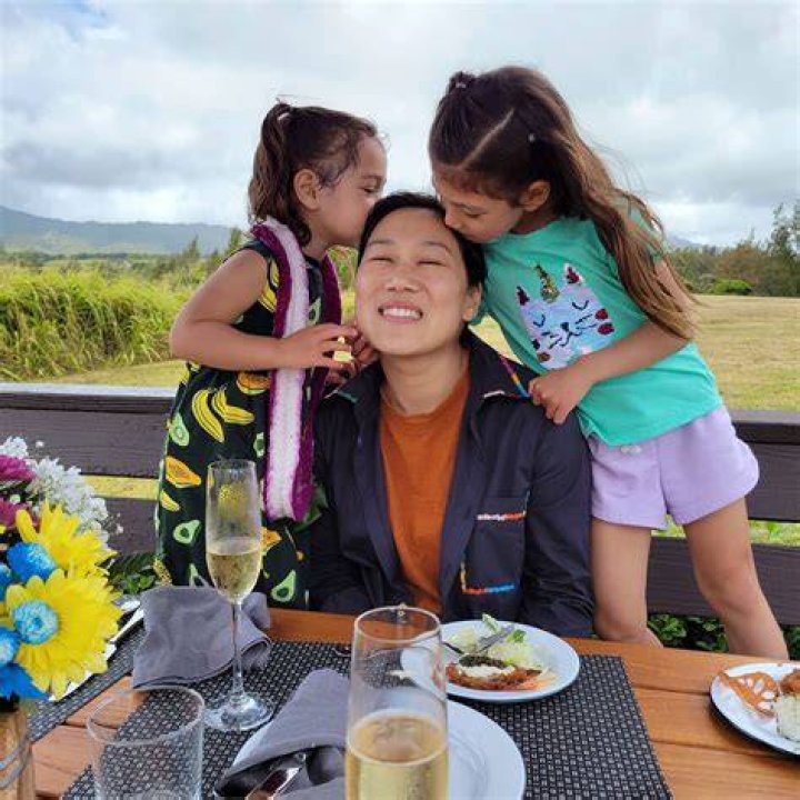 Mark Wiens&rsquo; Wife And Family Biography, Net Worth & Life