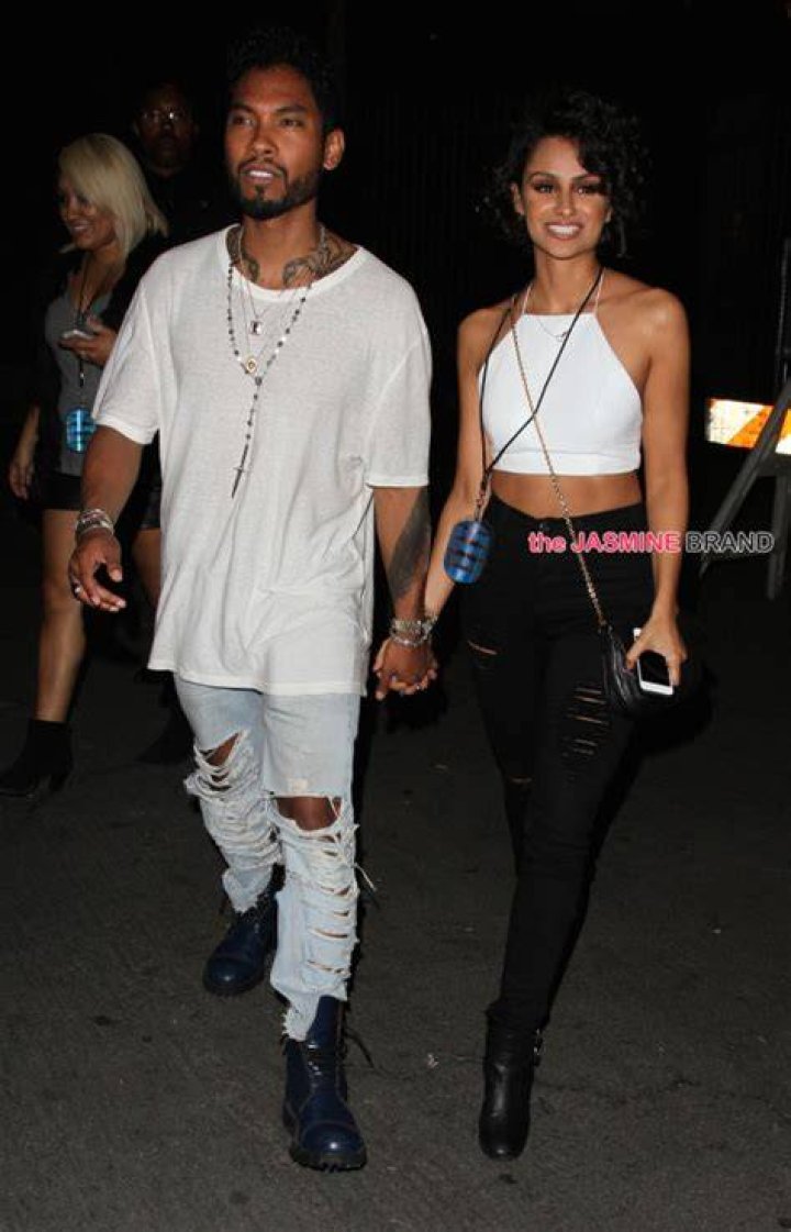 Miguel Engaged to Longtime Girlfriend Nazanin Mandi &mdash; See the Giant