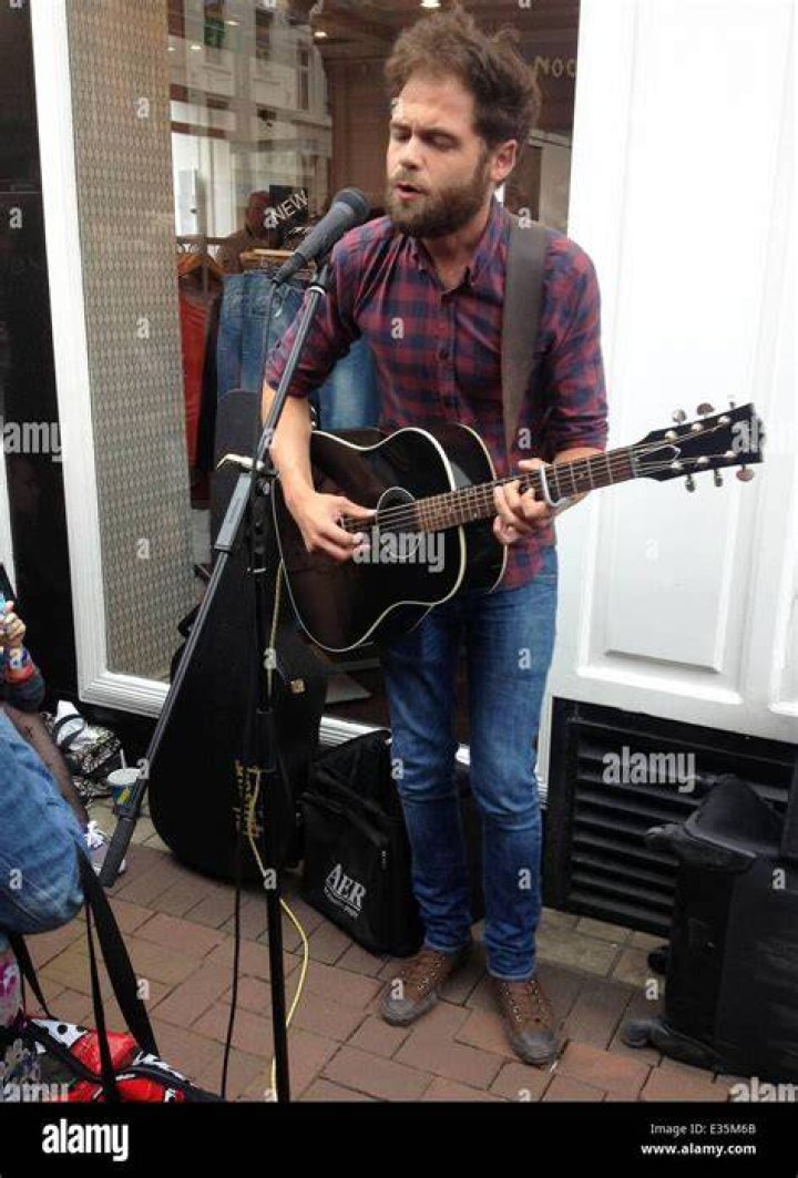 Mike Rosenberg (Passenger)