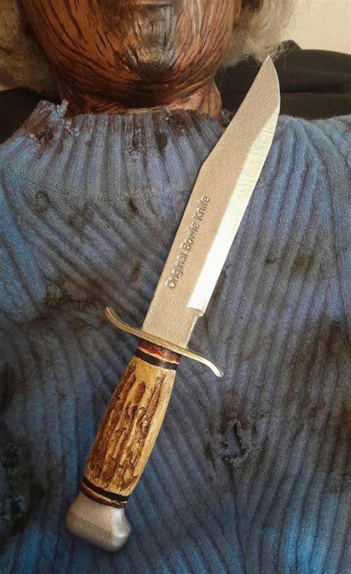 Pamela Voorhees holding a knife in Friday the 13th (1980)