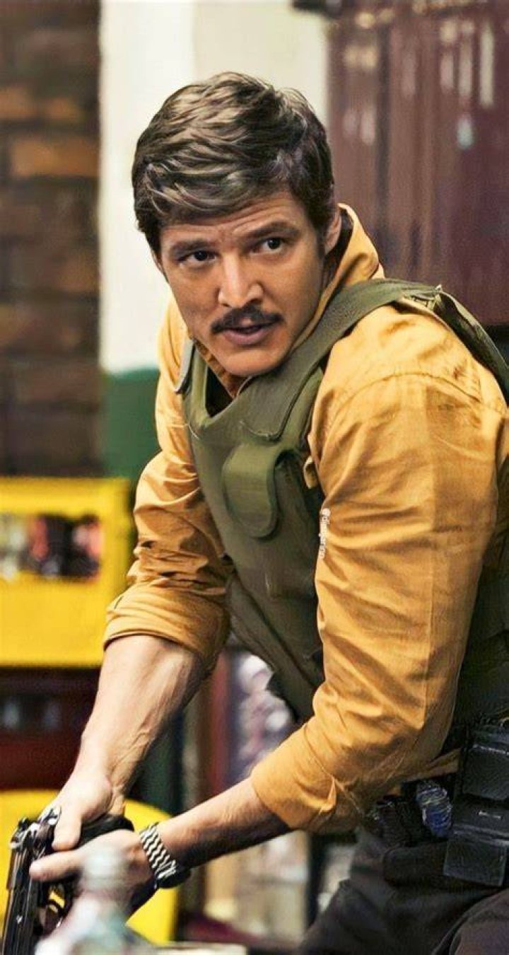 Pedro Pascal Narcos Banner