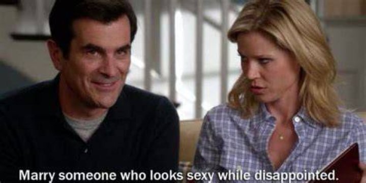 phil and claire - sexy while being disapointed - modern family