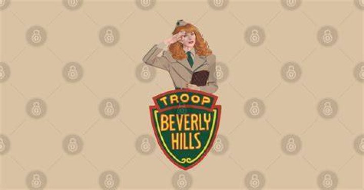 Phyllis and the troop smile in Troop Beverly Hills