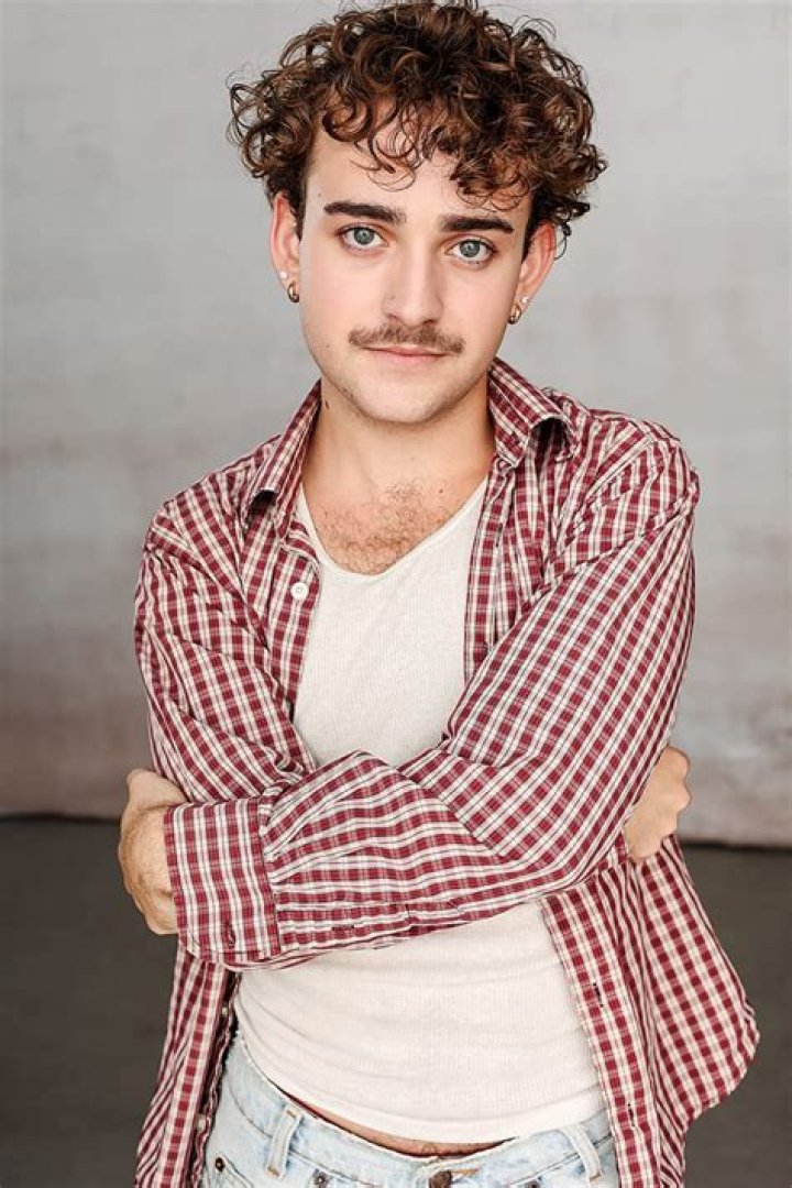 Picture of Buddy Handleson