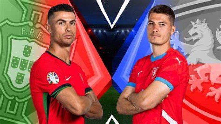 Portugal and Czech Republic players line up ahead of their UEFA Nations League match at Estadio Jose Alvalade