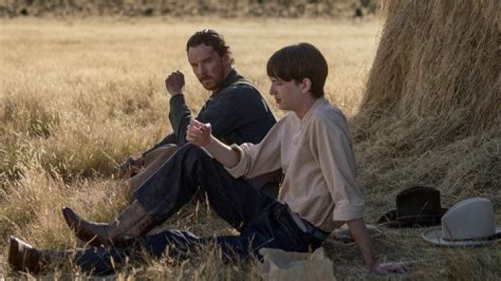 power of the dog peter phil benedict cumberbatch