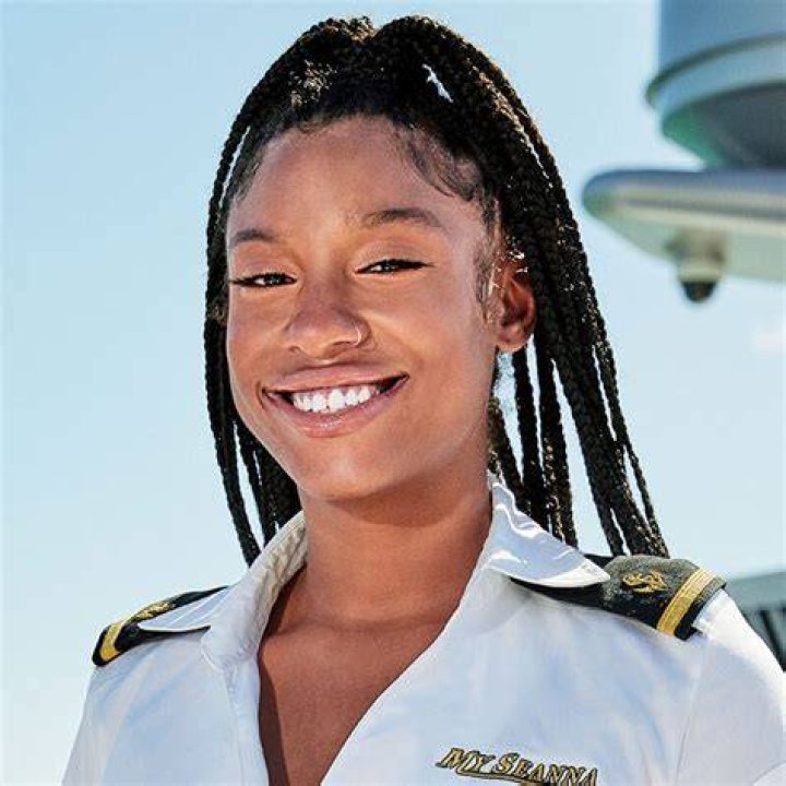 Rayna Lindsey Below Deck
