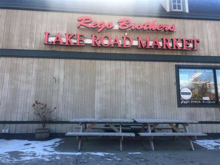 REGO BROTHERS LAKE ROAD MARKET Updated August 2024 16 Photos & 27