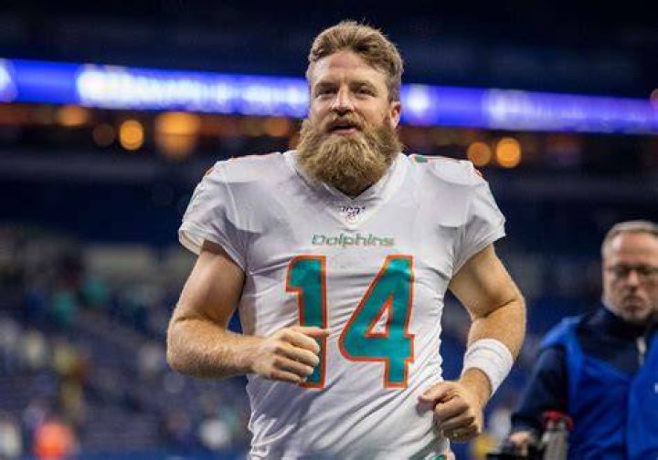 Report Ryan Fitzpatrick finds Jets&rsquo; contract offer so insulting he