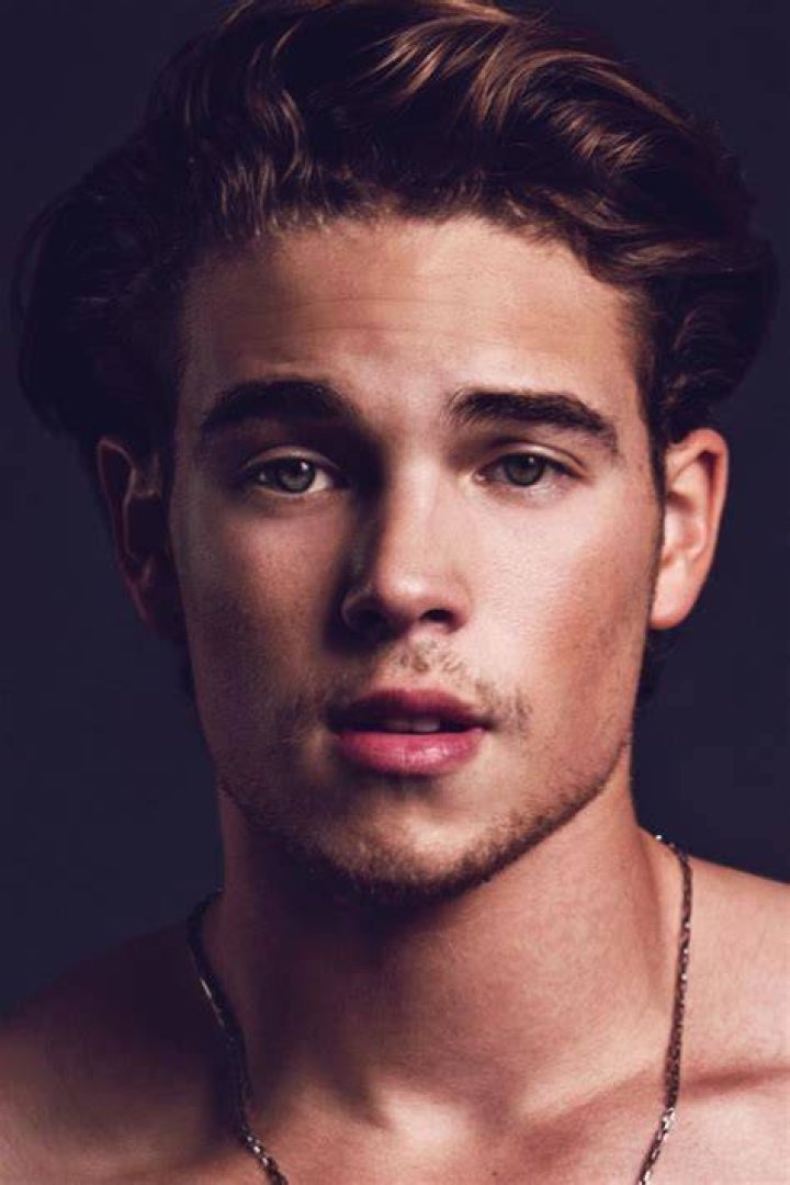 Ricardo Hurtado AlloCin&eacute;