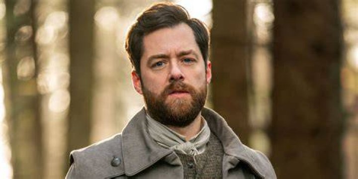 Roger MacKenzie in Outlander