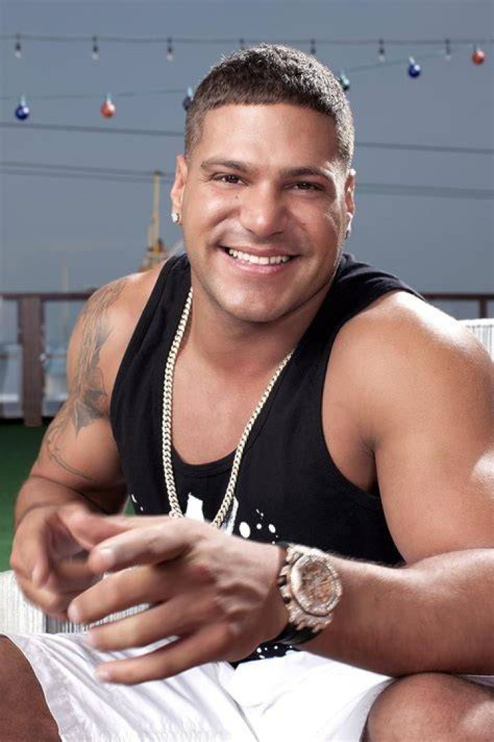 Ronnie Ortiz Magro with jersey shore logo