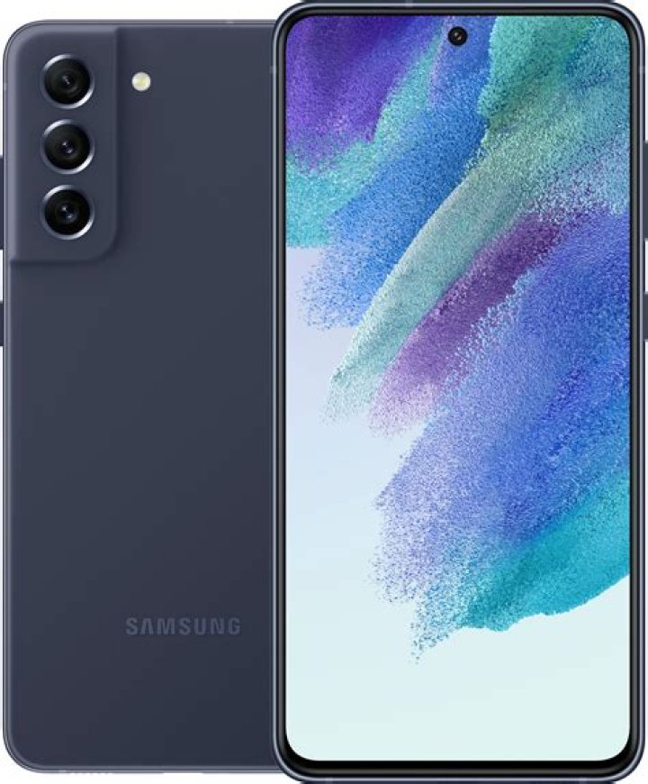 Samsung Galaxy S21 FE in three colors