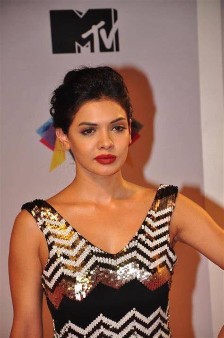 Sara Loren Height, Weight, Age, Affairs & More &raquo; StarsUnfolded