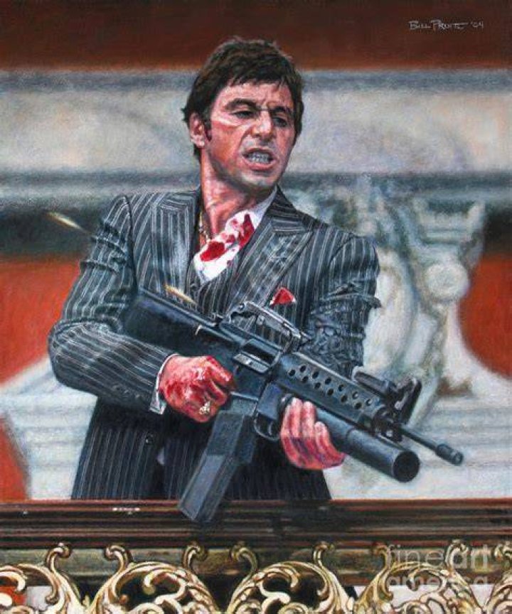 Scarface - With machine gun