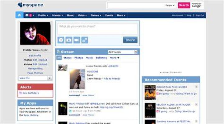 Screenshot of the MySpace homepage in 2020