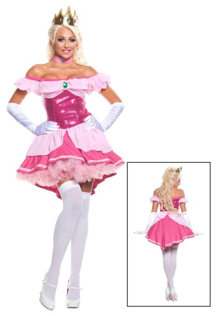 Sexy Princess Peach, Shao Kahn mask, 'Adult Brown Gorilla w/ Tie' and