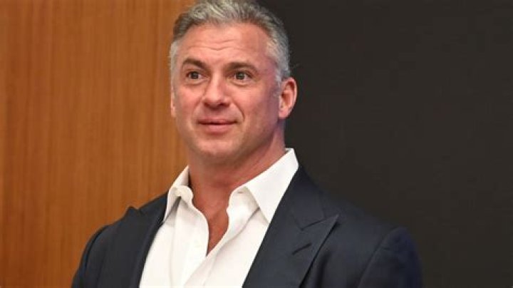 Shane McMahon on top of Hell in a Cell 