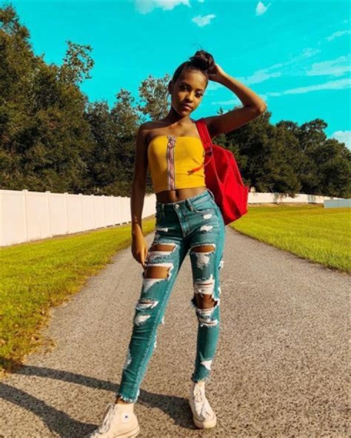 sheisMichaela Bio Age, Wiki, Net worth, Height, Boyfriend, Sex tape