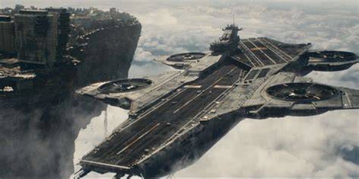 SHIELD Helicarrier in Loki