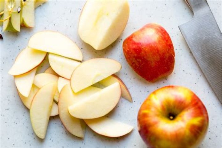 sliced apple
