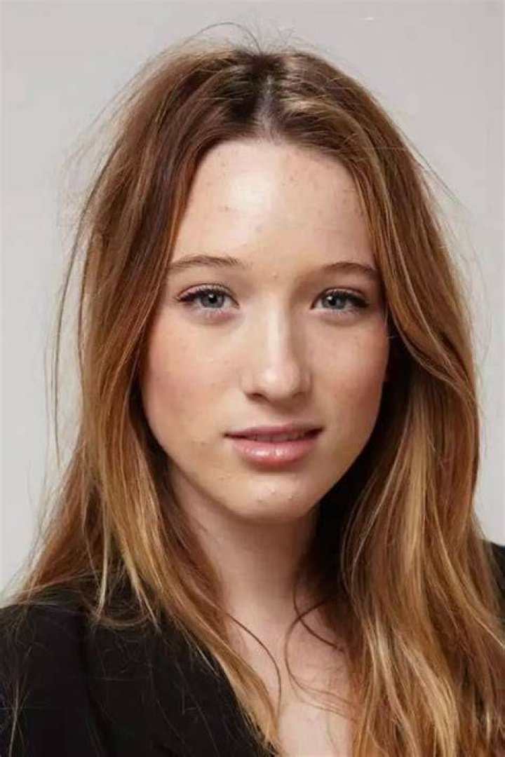 Sophie Lowe as Kathy Putnam