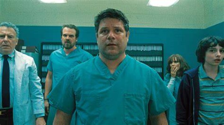 Stranger Things Sean Astin