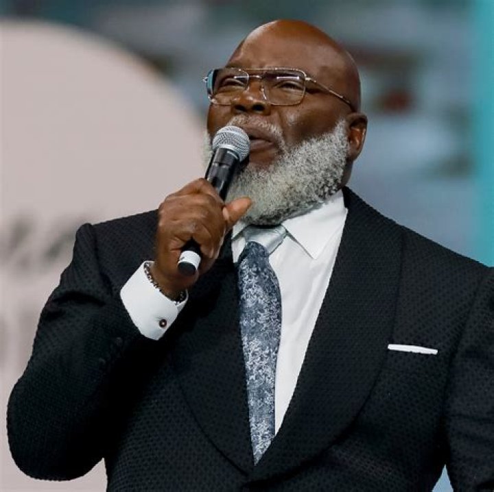 TD Jakes' Surprising Departure From Potter House All The Details