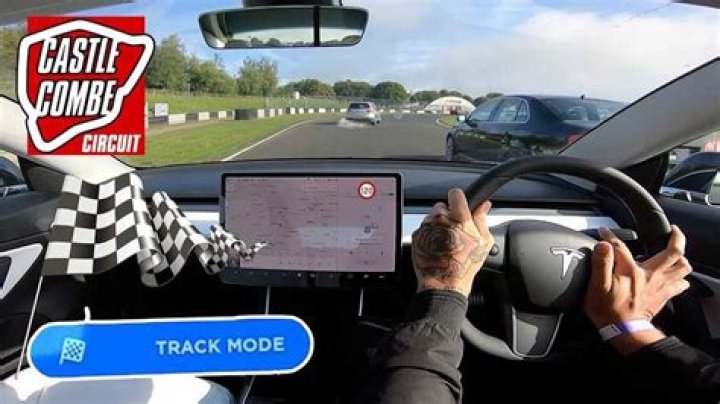 Tesla Model 3 Track