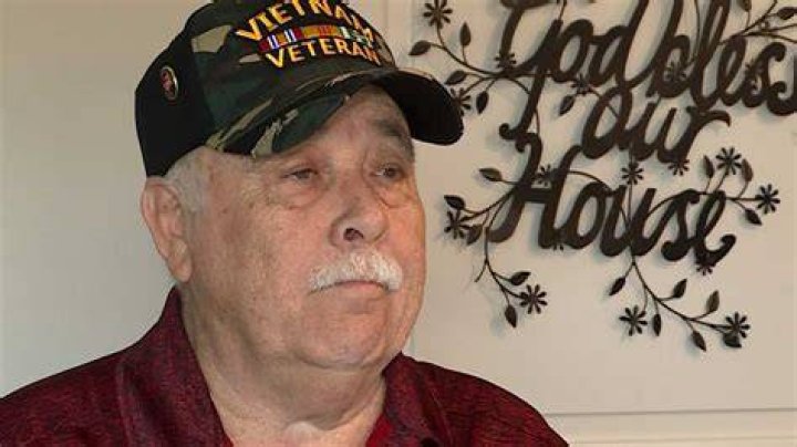 The Vietnam veteran talks to the girls in Now and Then