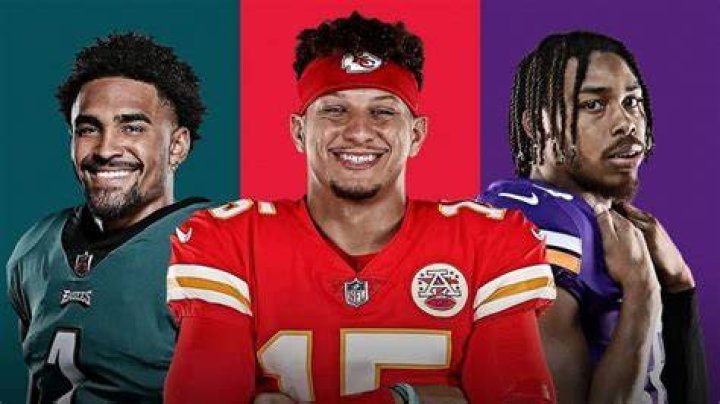 Top 15 best-looking NFL players as of 2023: cute football players