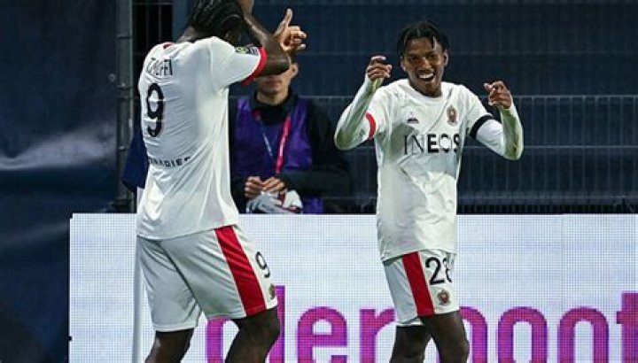 Unbeaten Nice move back to the top of Ligue 1