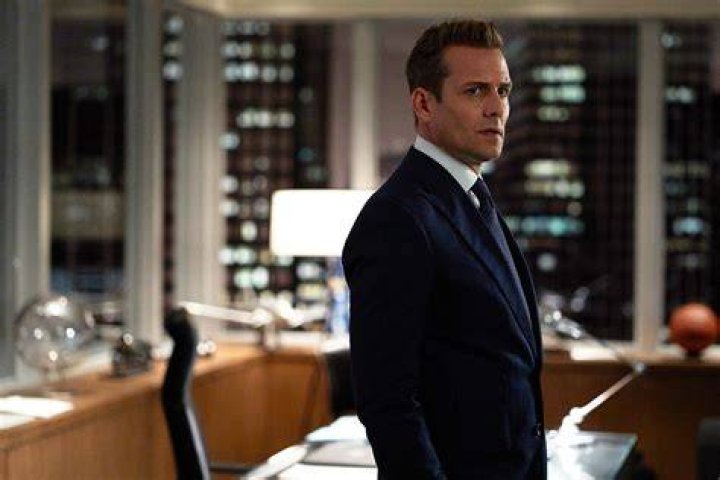 Uncovering Harvey Specter's True Age In The Show
