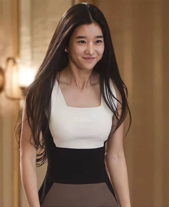 Unveiling The Connection Seo Yeji And Kim Soohyun Relationship