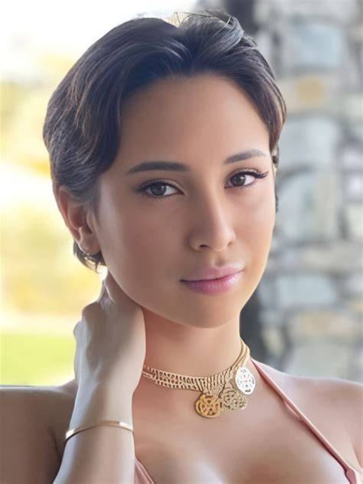 Veronica Perasso &mdash; OnlyFans, Biography, Net Worth & More