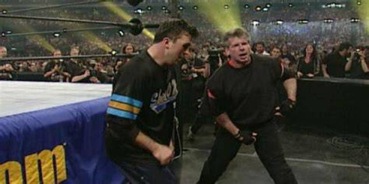 Vince McMahona Vs. Shane McMahon WrestleMania 17 Cropped