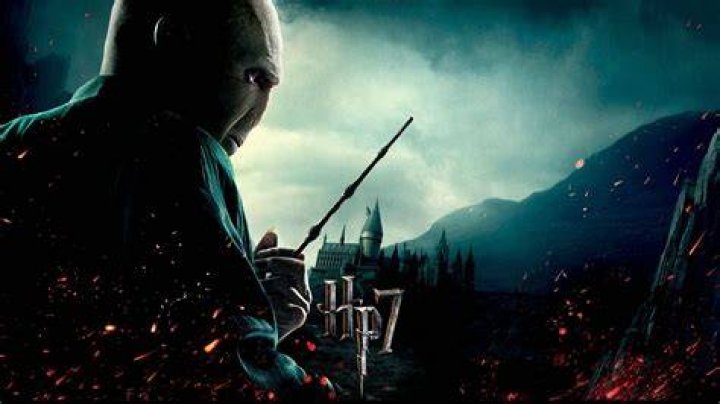 Voldemort holding the Elder Wand in Harry Potter and the Deathly Hallows Part 2 (1)