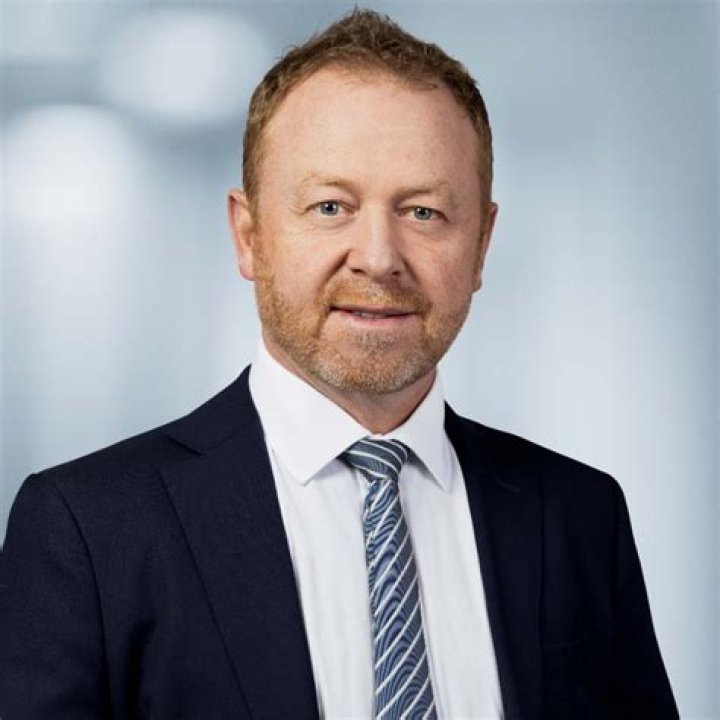 Warren Jeffries LinkedIn