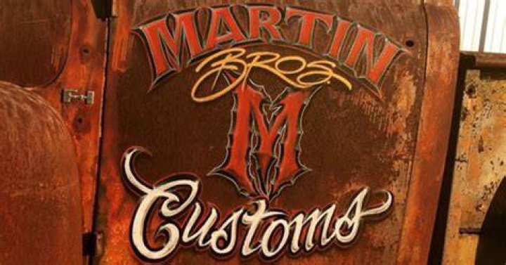 Welding at Martin Bros Customs &mdash; ADVENTURES IN METAL