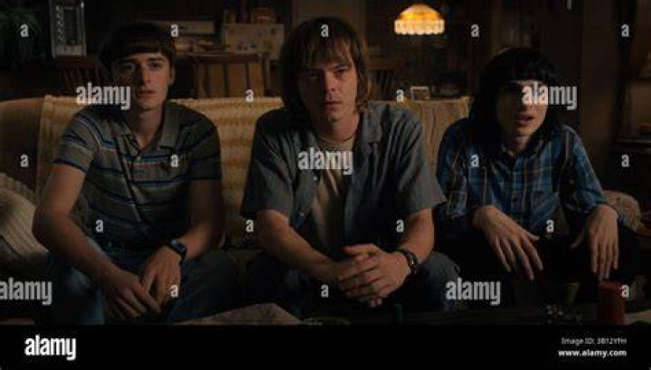 Will (Noah Schnapp), Jonathan (Charlie Heaton), and Mike (Finn Wolfhard) in Stranger Things season 4