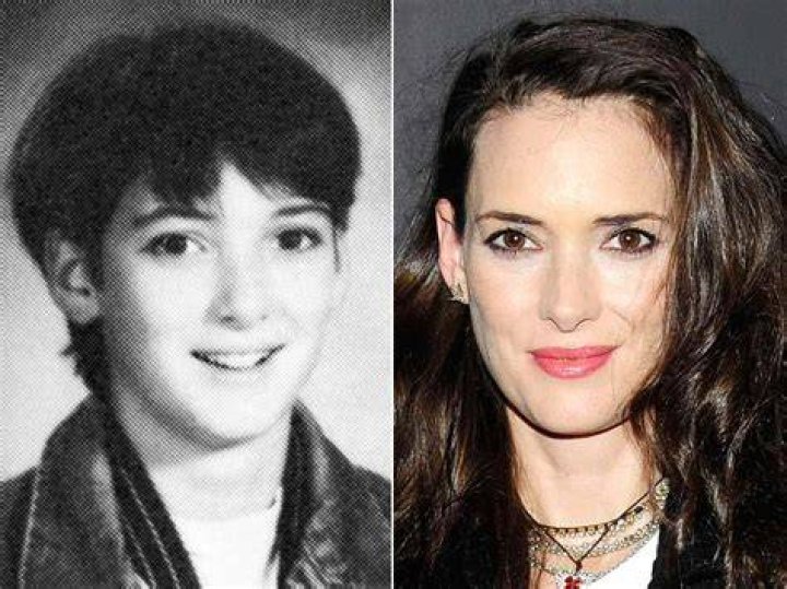 Winona Ryder in a school in Lucas