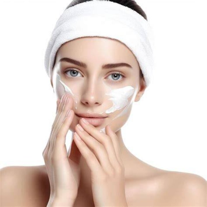 woman applying skincare